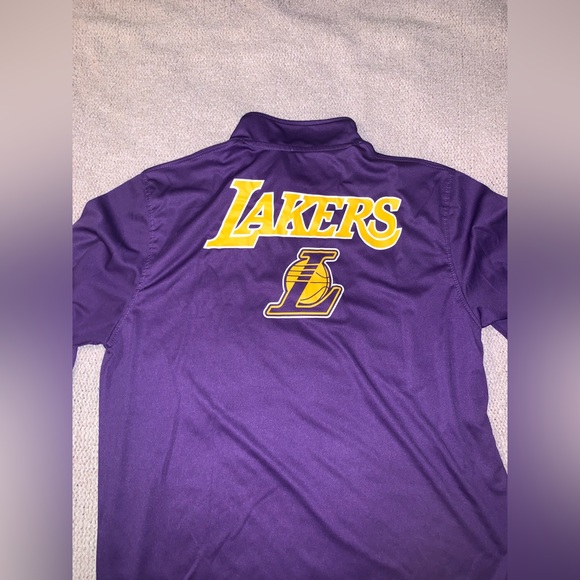 NBA Lakers men’s long sleeve - Picture 2 of 4